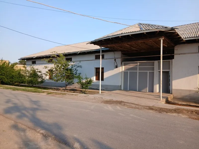 Assalomu alekum hovli sotiladi
