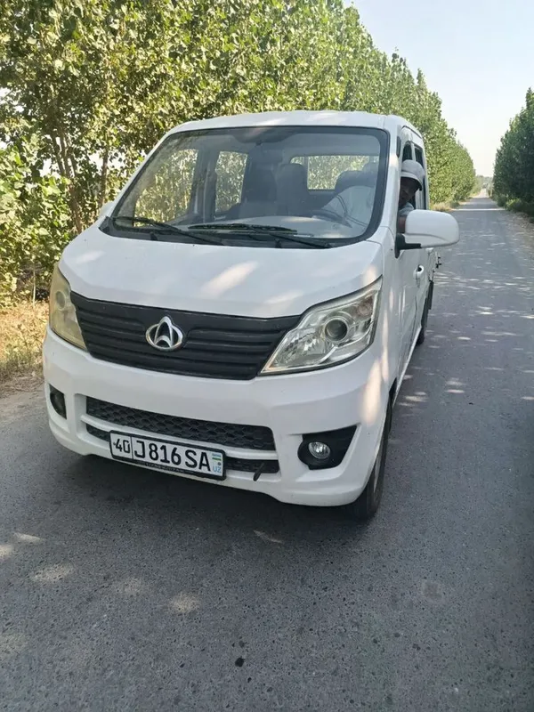 Changan dubl kabina Changan dubl kabina