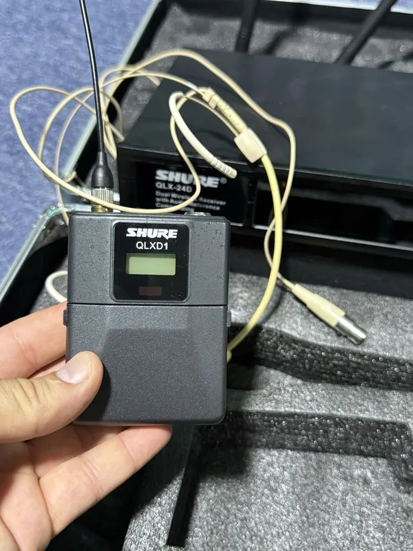 продаётся микрофон shure петличный в хорошом состояний 2