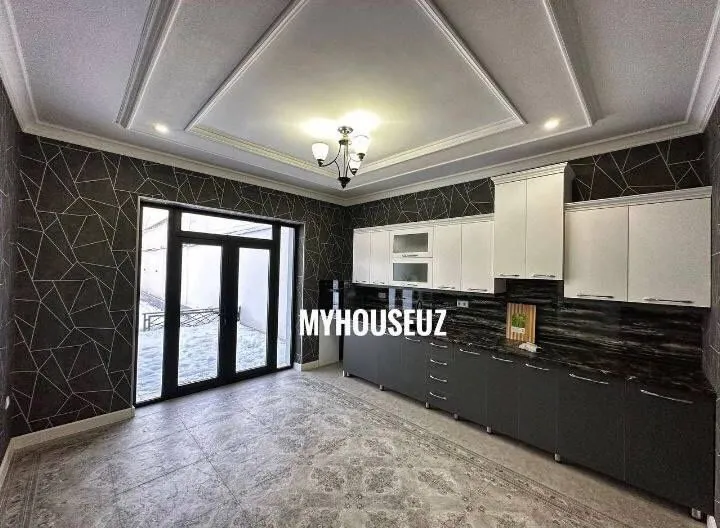 Продаётся Дом Госпитальный 4,75-Соток 5-комнат 200м2 — фото 1