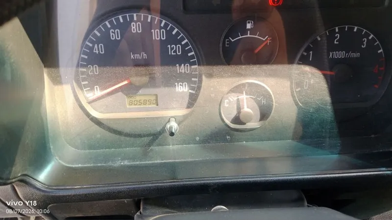 Isuzu 34 000 ming $ 7 Isuzu 34 000 ming $ 7