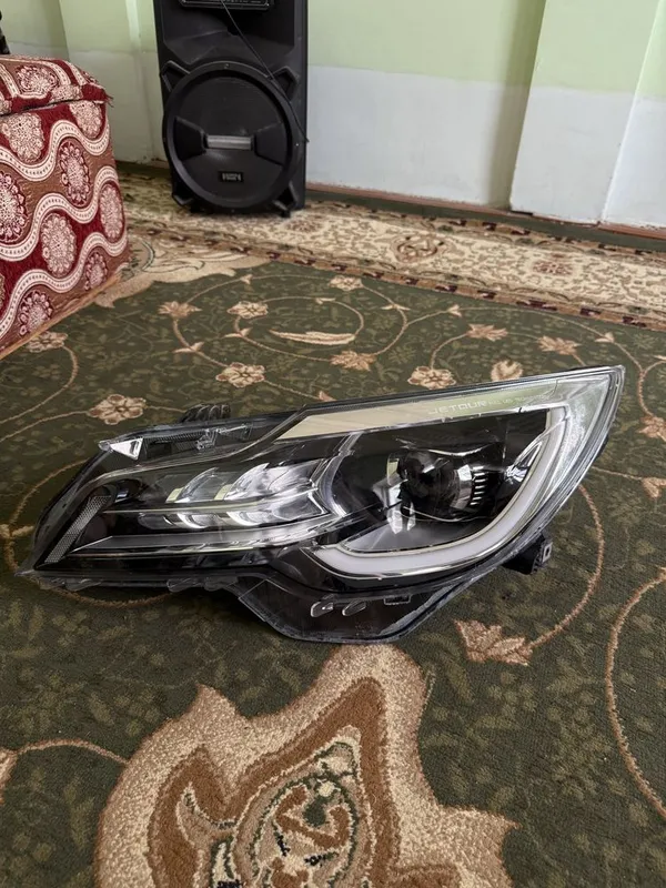 Jetour X70 full fara sotiladi arzon narxda