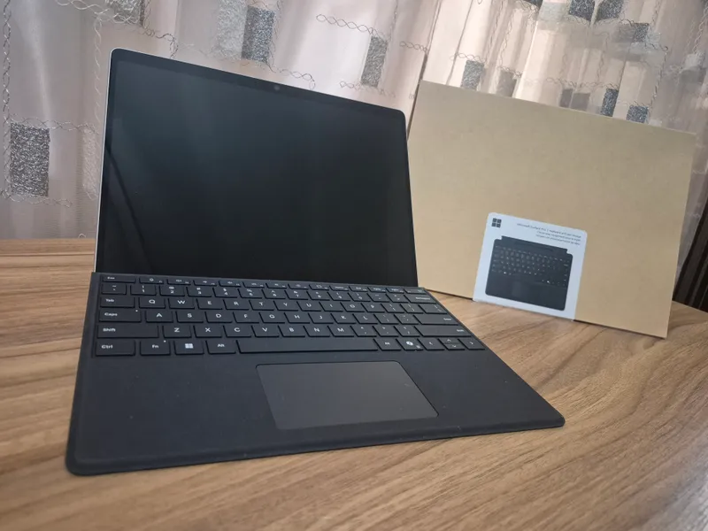 Microsoft Surface Pro 11 — фото 2