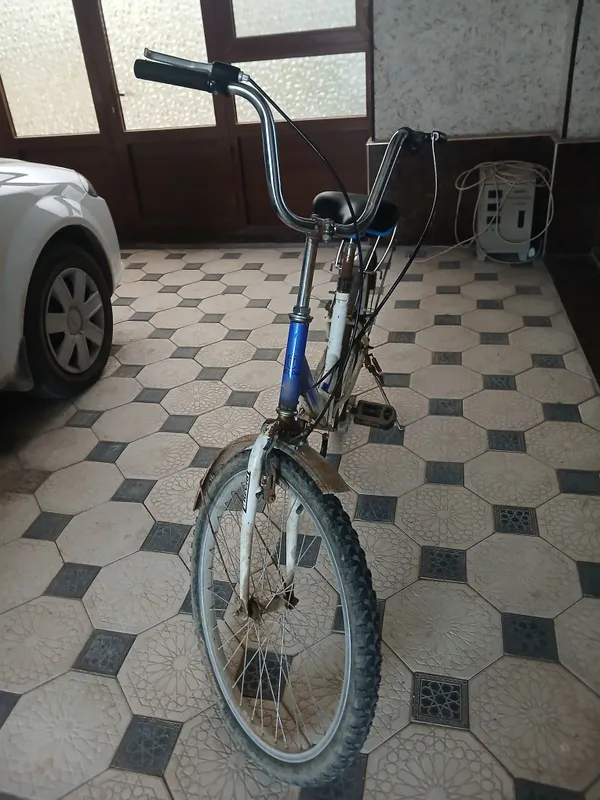 "Velosiped sotiladi, holati yaxshi"