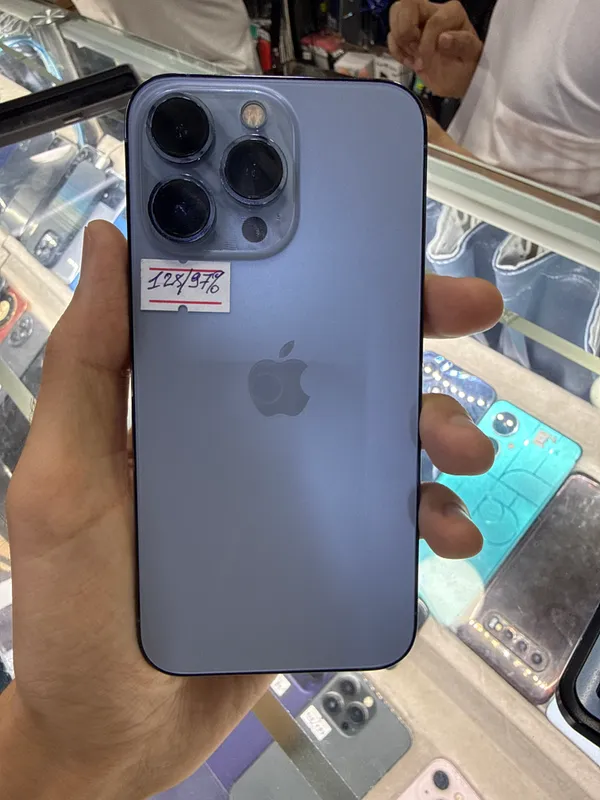 iPhone 13 Pro 1 iPhone 13 Pro 1