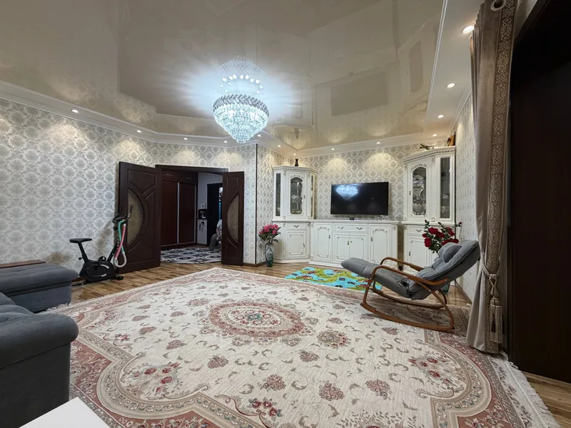 Продаётся 3-комнатная квартира 77 серии, 3/4/4, 89 м² 1 Продаётся 3-комнатная квартира 77 серии, 3/4/4, 89 м² 1