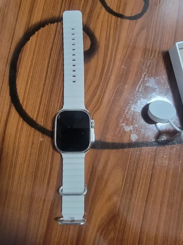 Apple watch ultra 2   padorginal yangi holatda.