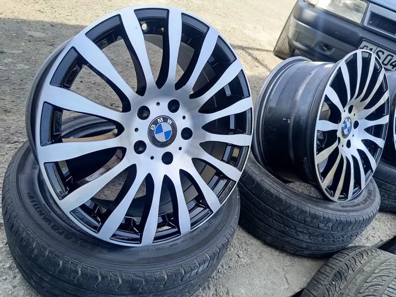 BMW r17 adna shirokiy