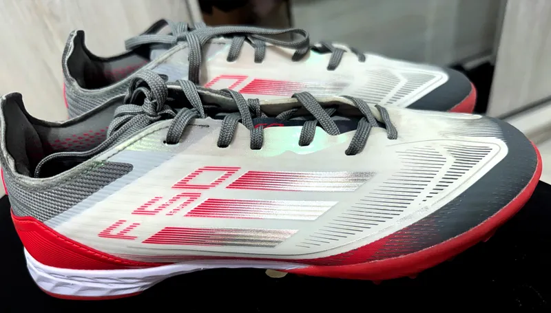 Adidas F50 TF futbol sorokonojkalari sotiladi 4