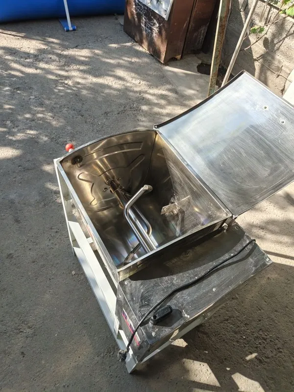 Горизонтальная Тесто мешалка 1