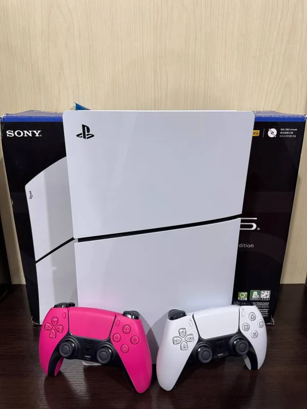 Playstation 5 slim 1tb 2 жойстика 1