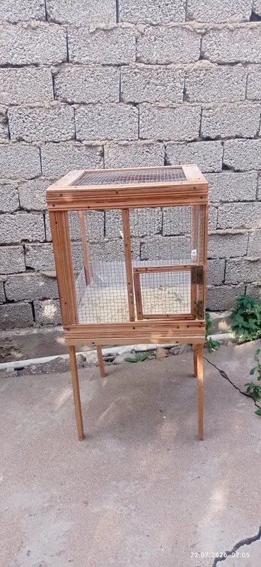 Продам клетку для попугаев 2
