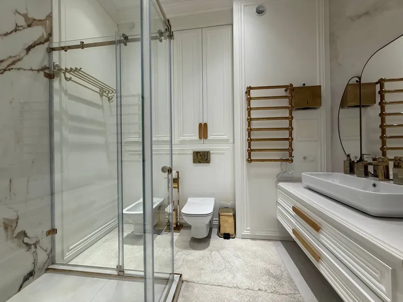 210 m² maydondagi 6 xonali kvartira sotiladi · ID 7022 10
