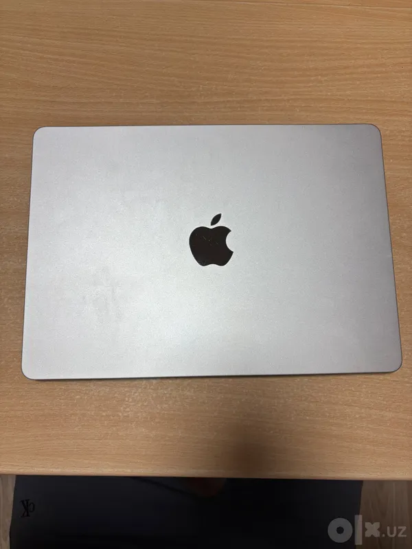 MacBook Air M2 8/256 1 MacBook Air M2 8/256 1