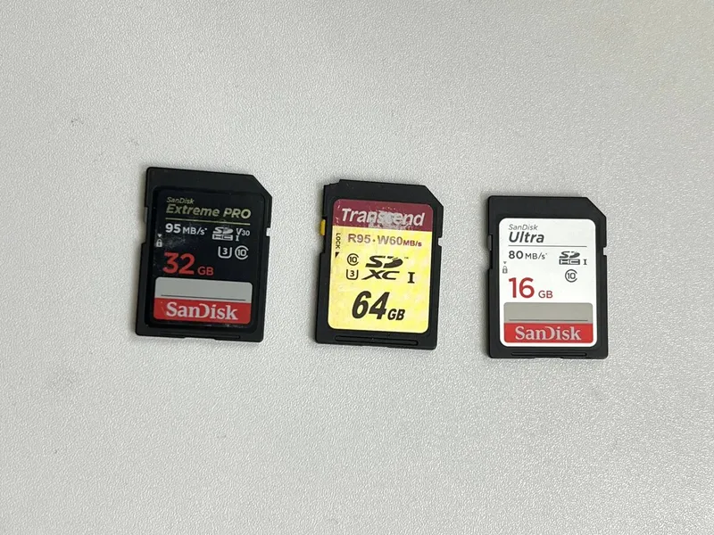 Карты памяти SanDisk и Transcend — 3 штуки (16 GB, 32 GB, 64 GB) 16 b 1 Карты памяти SanDisk и Transcend — 3 штуки (16 GB, 32 GB, 64 GB) 16 b 1