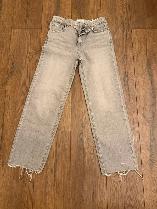 Оригинальные джинсы ZARA 1 Оригинальные джинсы ZARA 1