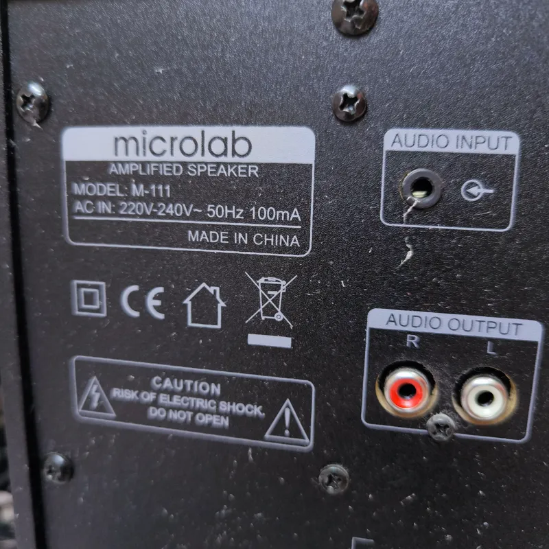 Акустическая система 2.1 Microlab M-111 4 Акустическая система 2.1 Microlab M-111 4