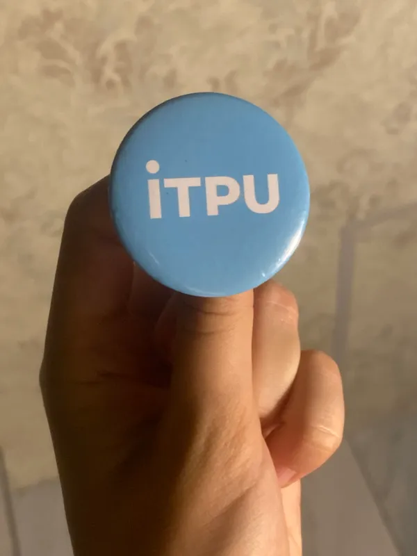 Значок itpu голубой — фото 1