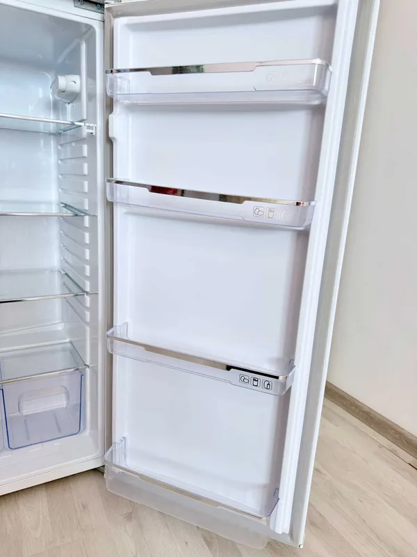 Продаётся холодильник Artel (HD 341FN) 207+55 литр 6