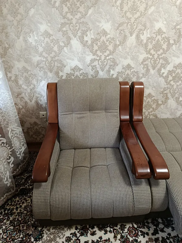 Mebel to‘plami: yoyiladigan divan va 2 ta kreslo 3