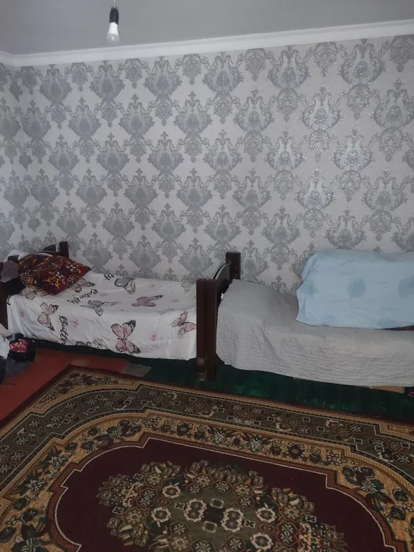 Уй сотилади бектмир туман бектмирда Бир сутиг учхона тупли пол