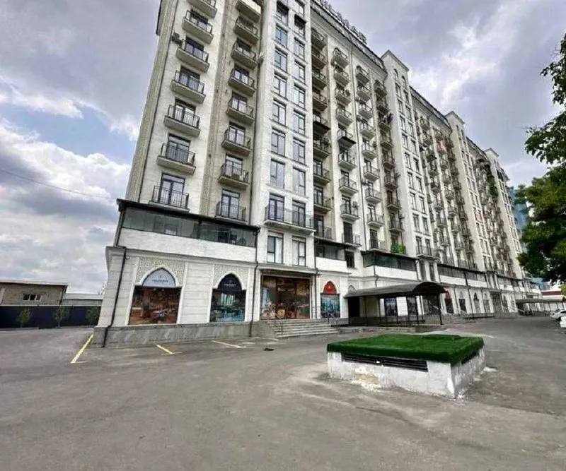 Продаётся премиальная квартира с ремонтом от застройщика в ЖК Hilmar на Бабура