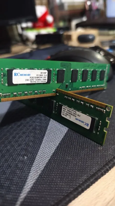 Оперативная память 2+2 Гб DDR3 1333Mhz