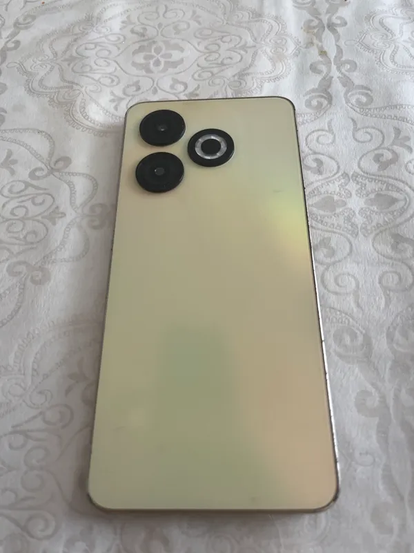 Infinix Smart 8 2 Infinix Smart 8 2