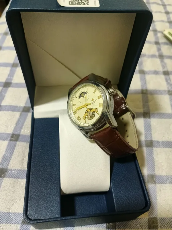 Наручные часы Patek Philippe с автоподзаводом 2 Наручные часы Patek Philippe с автоподзаводом 2