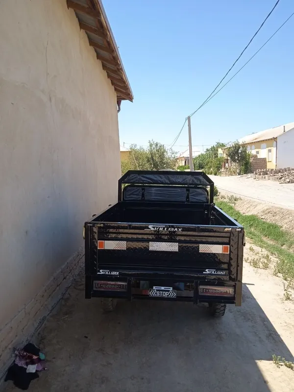 Armada motors . 3 Armada motors . 3