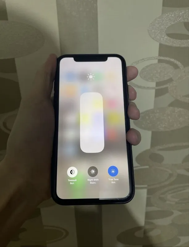 iPhone 11 срочно продам 1