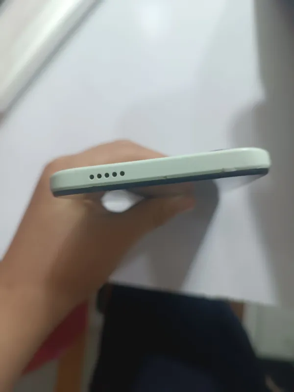 redmi a 1+  ekran ketgan — фото 1