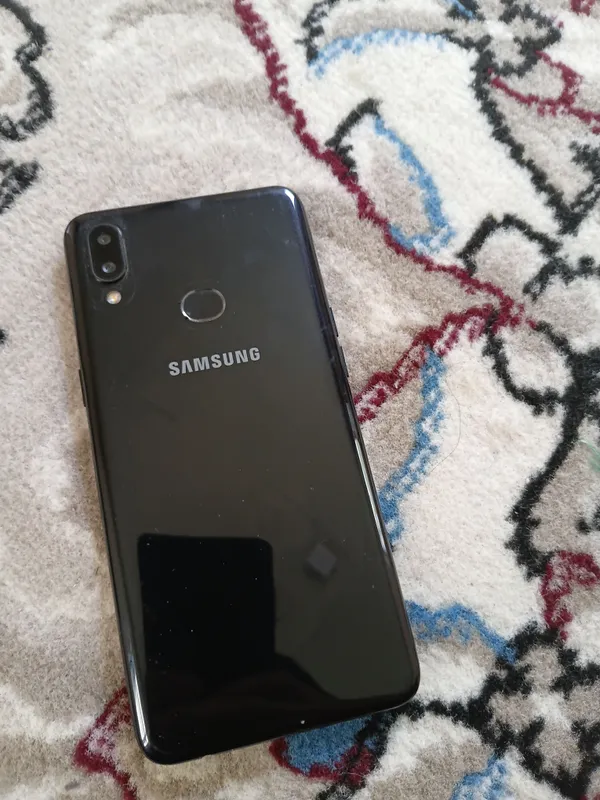samsung a 10 s ishlashi yaxshi xolati zòr 32 gb li 2