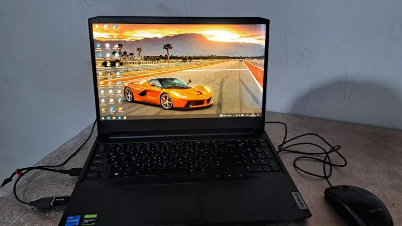Lenovo IdeaPad 3 i5-11320H 16 GB 512 SSD GTX 1650 2 Lenovo IdeaPad 3 i5-11320H 16 GB 512 SSD GTX 1650 2
