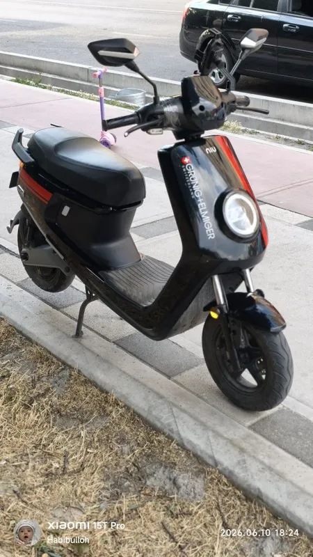 Скутер Niu Mqi plus sport 42 Ампер — фото 1