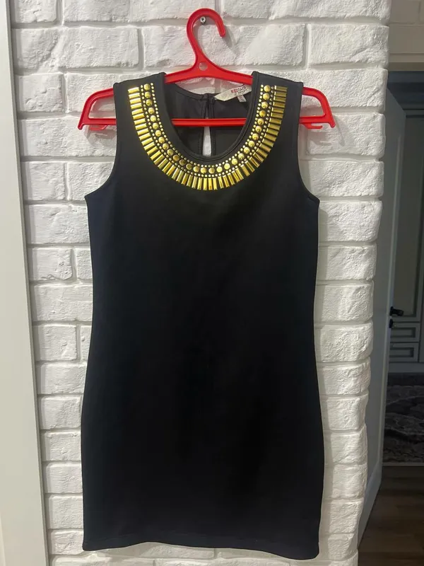 qora ko‘ylak red tag qora ko‘ylak red tag