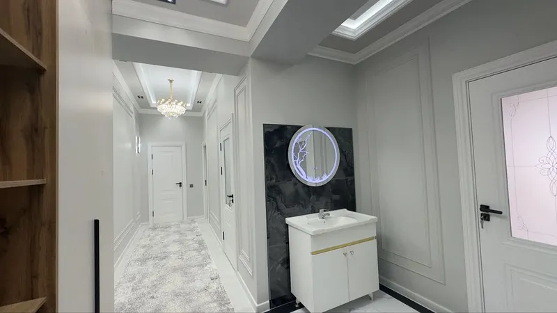 В городе Ургенч продаётся 2-комнатная квартира 1
