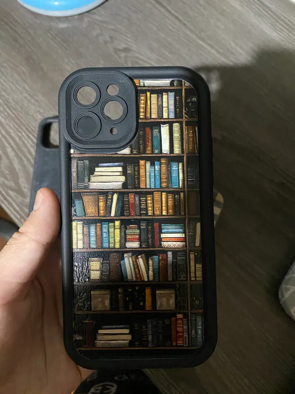 iPhone 11 pro uchun chexol — фото 1
