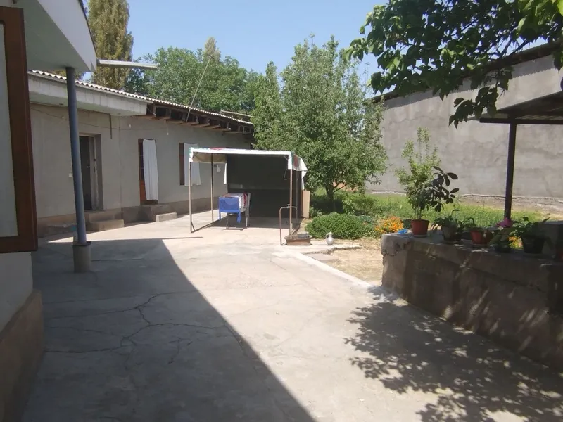 Uchastka sotiladi 1 Uchastka sotiladi 1