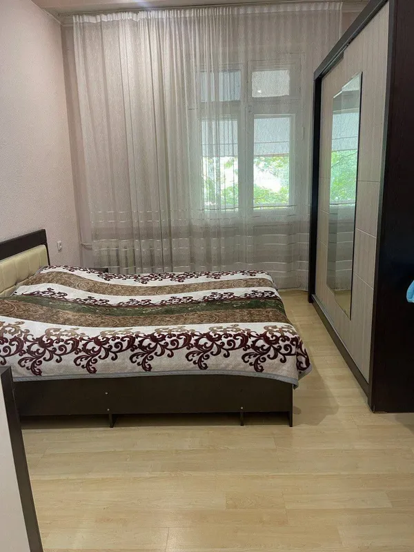 Далеко от Mega Planet, в 13-квартале, 3-комнатный дом 1