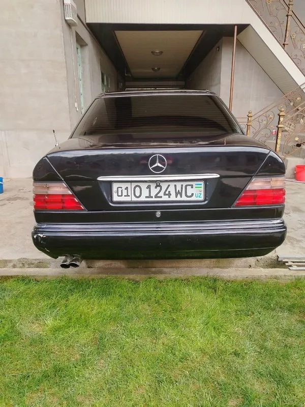 Mercedes-Benz 124 3 Mercedes-Benz 124 3