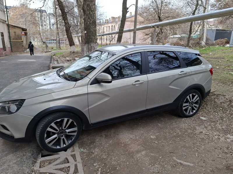 Лада Веста кросс — фото 1