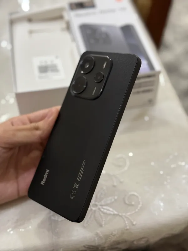 Redmi Note 14, идеальное состояние, 8/128, есть кардар 3 Redmi Note 14, идеальное состояние, 8/128, есть кардар 3