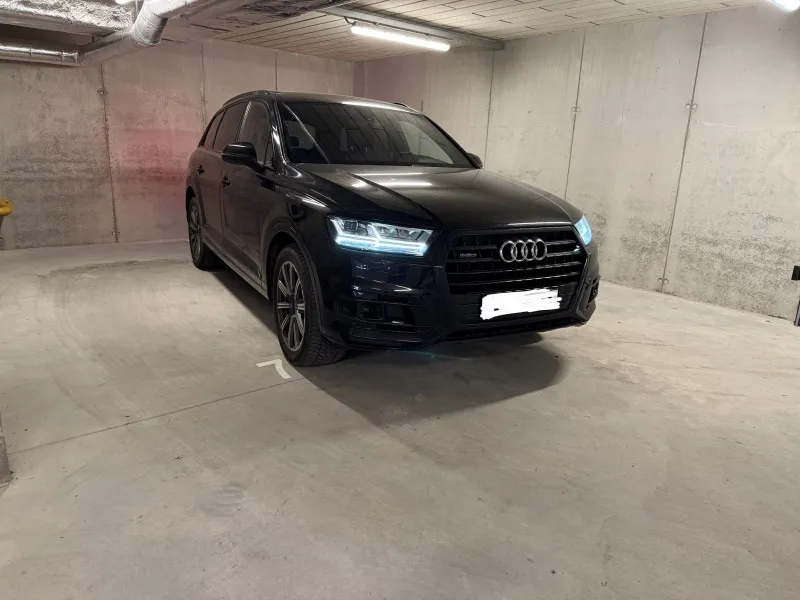 Продается Audi Q7 в идеальном состоянии
