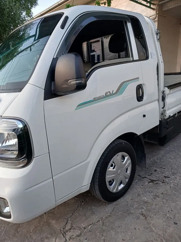 Kia Bongo holati ideal 5 Kia Bongo holati ideal 5