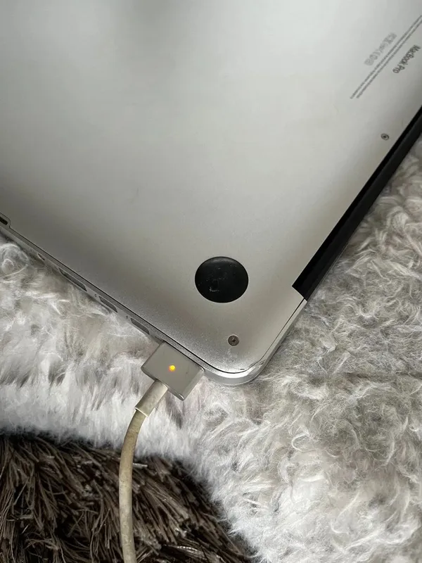 Macbook pro 9 Macbook pro 9