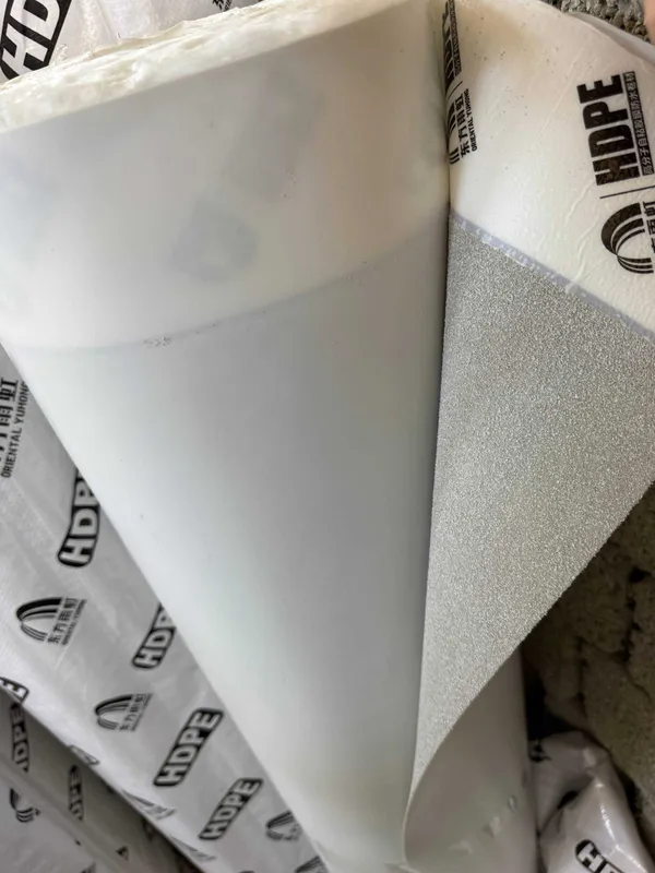Гидроизоляционная мембрана Pre-Applied из HDPE высокой плотности — фото 3
