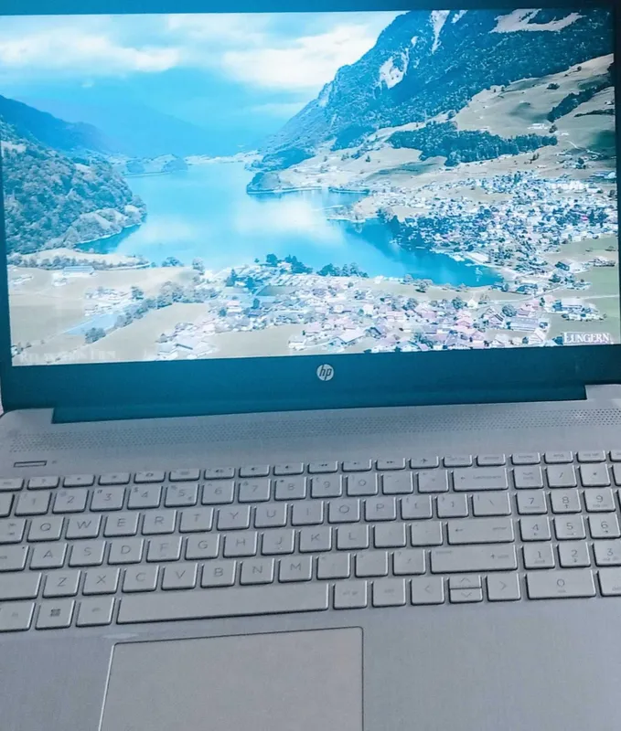 Noutbuk tez va arzon sotiladi kelishilgan holda 1 Noutbuk tez va arzon sotiladi kelishilgan holda 1