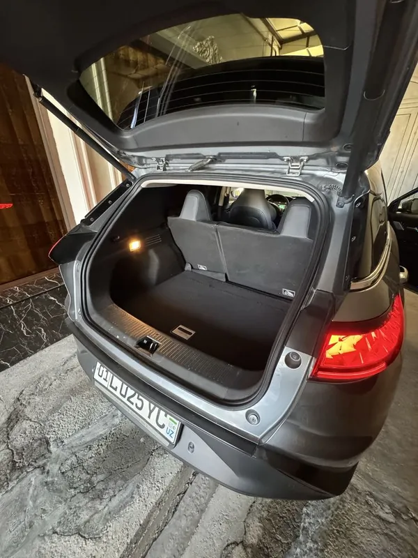Srochnoo! Elektromobil Xpeng g3 520i Byd Yuan up honqi e2 lani orniga 4