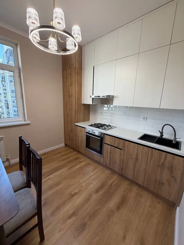 Mirzo Ulug‘bek tumanida 47 m², 2 xonali kvartira sotiladi 3